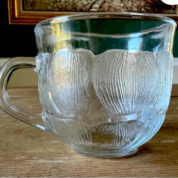 🔻Vintage🔻 1980s French Arcoroc Fleur/Flower Punch Bowl 24 Pc. Set. - Picture 6 of 12